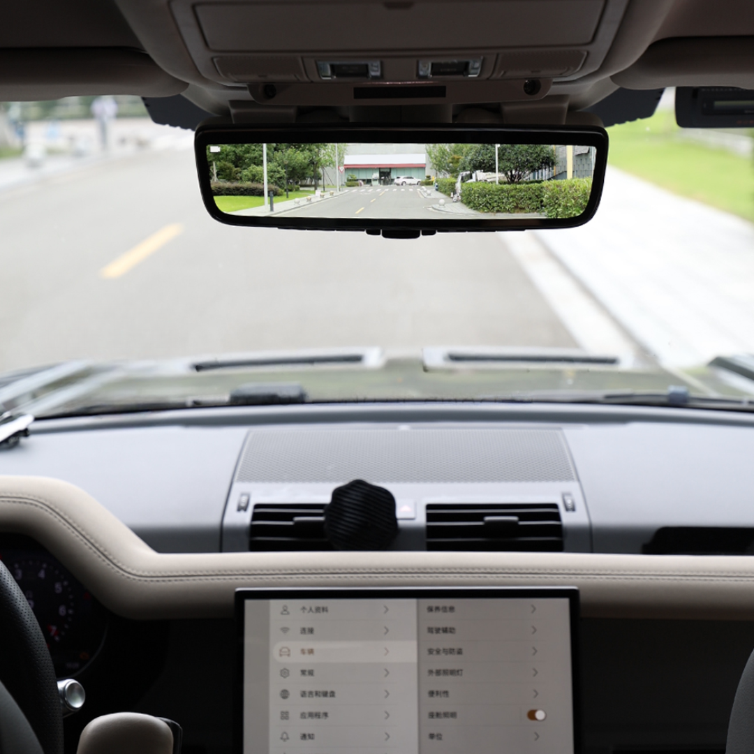 nan for Land Rover Defender UAE